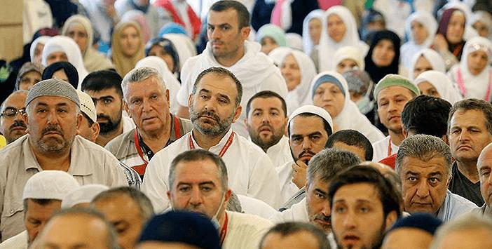 Türkiye'den Giden Hacılara 5 Bin Görevli Hizmet Veriyor