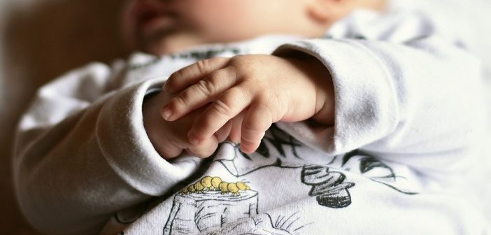 Bebek ve Çocuklarda Böbrek Taşı Neden Olur?