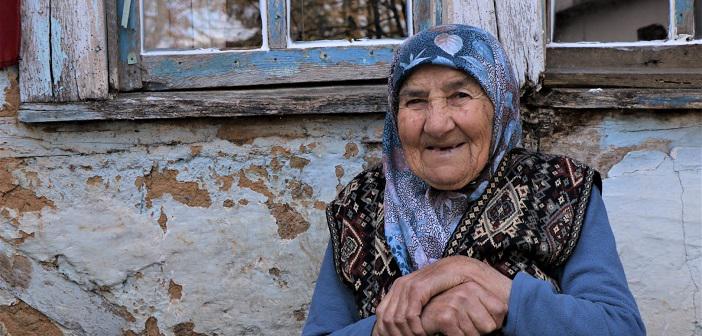 “Teyze Anne Gibidir” Hadisi