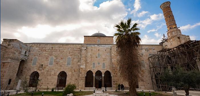 650 Yıllık İsa Bey Camisi İlk Teravihte Yeniden Cemaatiyle Buluşacak