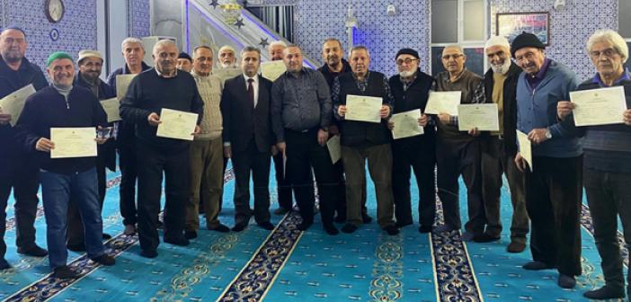 Cami Cemaati Belge Aldı