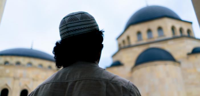 “Müminin Ferasetinden Sakının. Çünkü O, Allah’ın Nuruyla Bakar” Hadisi