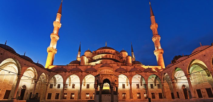 İstanbul'da Hatimle Teravih Namazı Kılınan Camiler