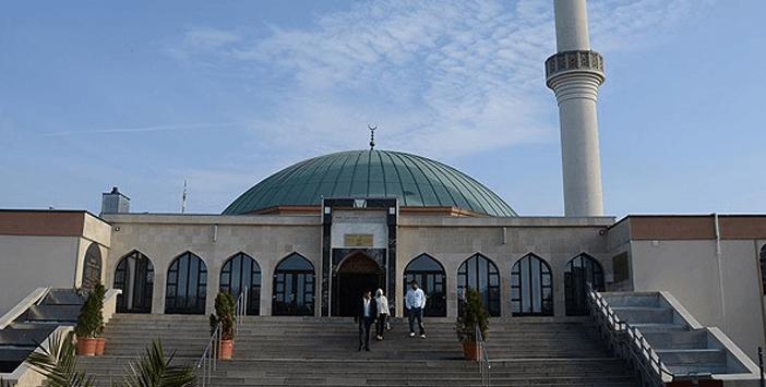 Avusturya'da İslam Düşmanlığı Yapılıyor
