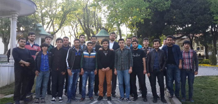 Azerî Öğrenciler İlam'da Biraraya Geldi!
