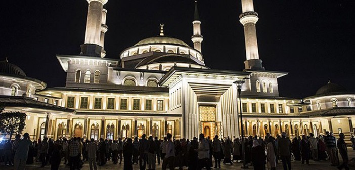 Beştepe Millet Camii'ne Vatandaştan Yoğun İlgi