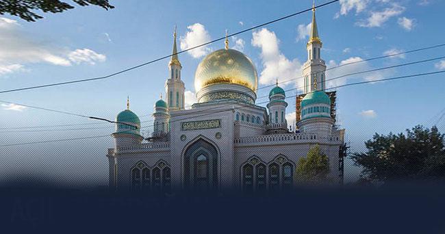 Türkler Moskova'da Cami İnşa Ediyor