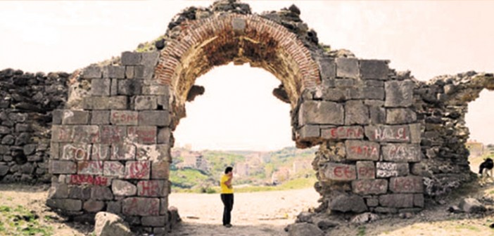 Mimar Sinan'ın Eserlerine Sahip Çıkıyor Muyuz?