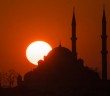 Vakti Kısa Gölgesi Uzun Padişah