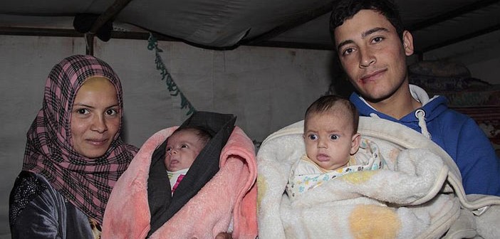 Suriyeliler Bebeklerini Besleyemiyor