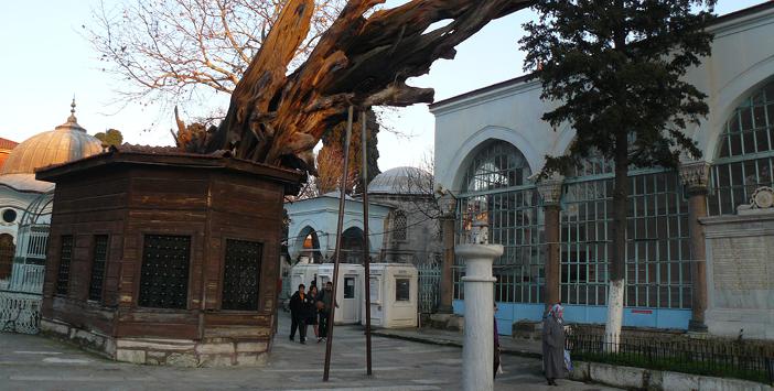 Sümbül Efendi Camiî’nin İlginç Hikayesi