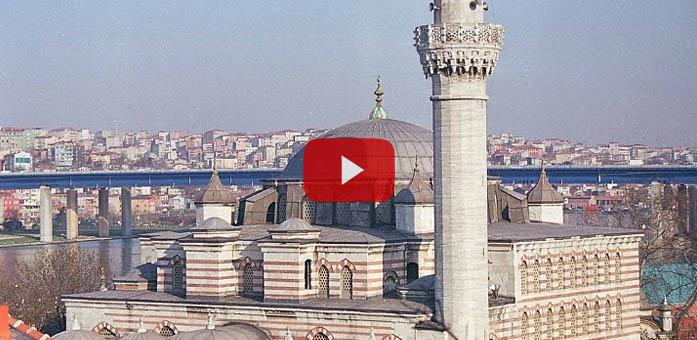 Zal Mahmut Paşa Camii İsmi Nereden Gelmektedir?