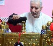 65 Yıldır Ayakkabı Boyayarak Evini Geçindiriyor