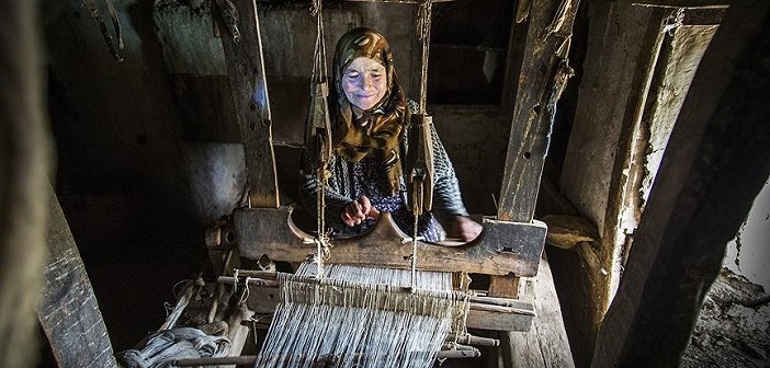 Tarihi Dokuma Tezgahına Sahip Çıkıyor