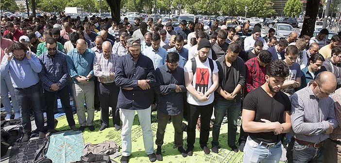 Berlin'de 50 Yıllık Mescid Kapatıldı