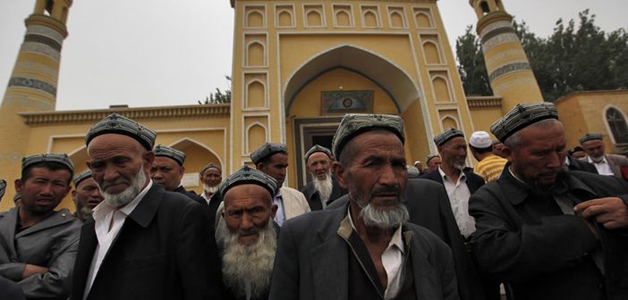 Çin, 10 Milyon Uygur'dan Pasaportlarını İstedi