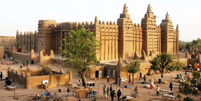 Great-Mosque-Djenne-Tourist