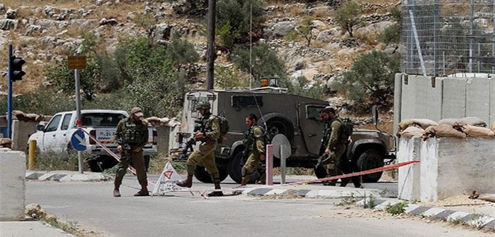 İsrailli Askerler Filistinli Genç Kızı Vurdu