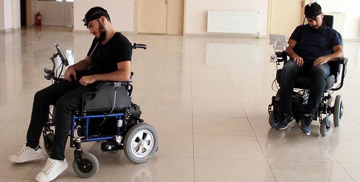 Engelliler İçin Akıllı Akülü Sandalye Geliştirdi