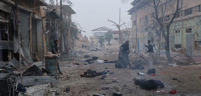 Halep'te Sokaklar Kan Kokuyor