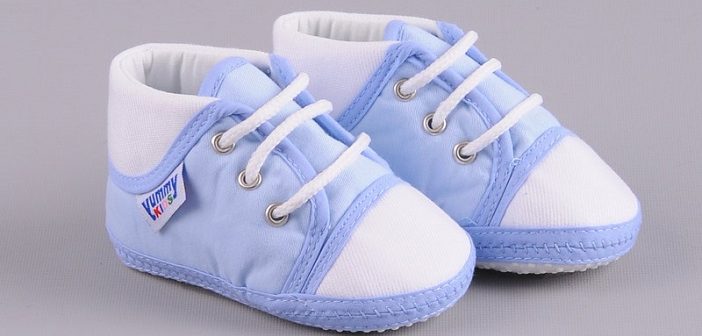 Bebeğin İlk Ayakkabısı Nasıl Olmalı?