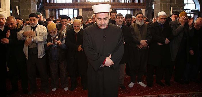 Diyarbakır'da Şehitler İçin Gıyabi Cenaze Namazı