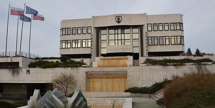Slovakya'da İslam Karşıtı Yasa Tasarısı Kabul Edildi