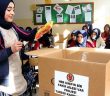 Her Sınıfın Fakir Bir Ailesi Var
