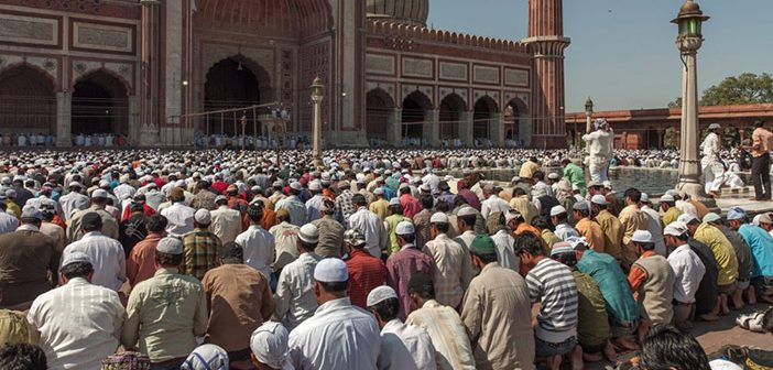 İslam'ı Yaşamak İçin Neler Yapmalıyız?