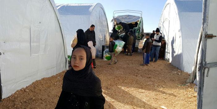Suriyelilere 6 Bin Kişilik Çadır Kent Kuruldu