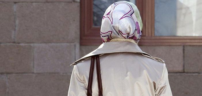 Danimarka'da Başörtülülere Ayrımcılık Yapılıyor