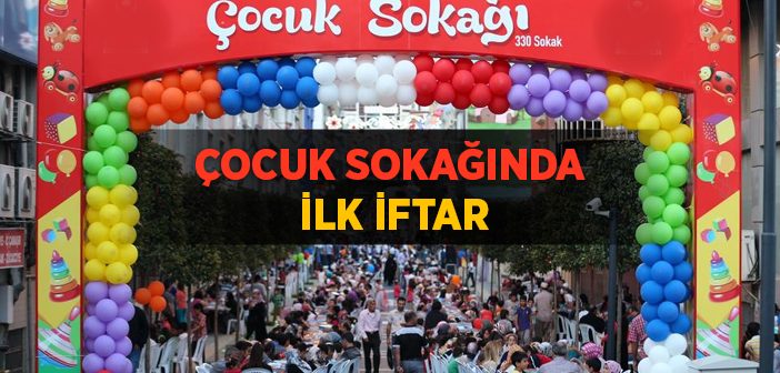 Çocuklar Dünyanın İlk 'çocuk Sokağı'nda Oruçlarını Açtı