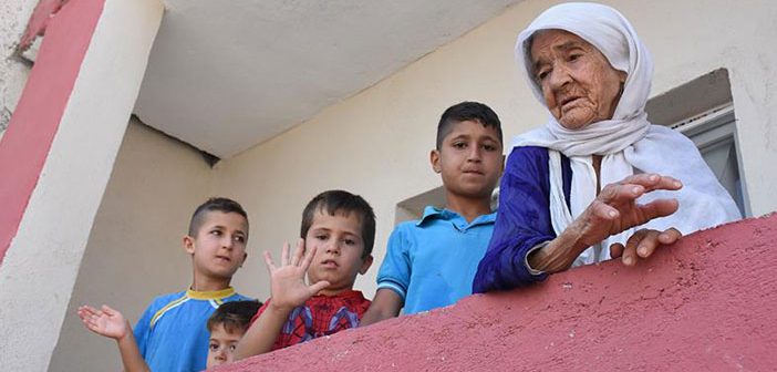 Altı Torununa Bakan Ninenin Evi Yenilendi