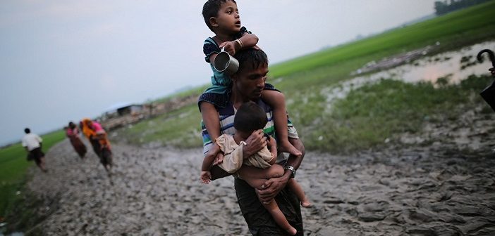 Kaçmaya Çalışan Binlerce Arakanlı Müslüman Var