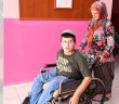 Evlatlarını Yalnız Bırakmayan Fedakar Anneler