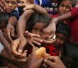 100 Bin Arakanlı Müslüman Bangladeş’e Geçmeyi Bekliyor