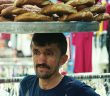 Yetimleri Sevindiren Simitçi