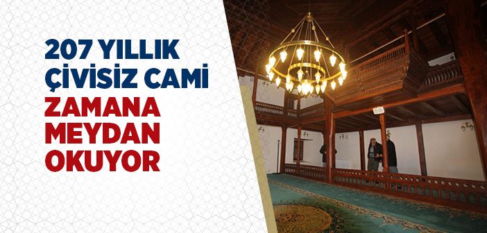 Konursu Ulu Camiî Zamana Meydan Okuyor