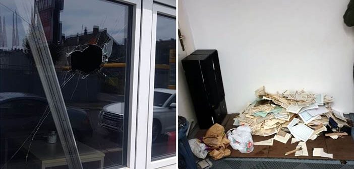 Almanya'da İki Farklı Camiye Çirkin Saldırı