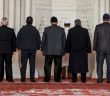 Namaz Kılarken Kıyamda Ayaklar Arası Mesafe Ne Kadar Olmalıdır?