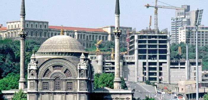 Cuma Hutbesi: Peygamberimiz ve Çocuk