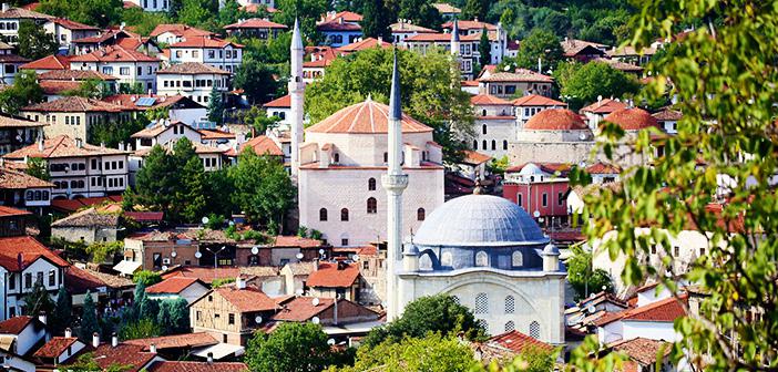 Namazda Sosyal Mesafeye Uygun Saf Düzeni Nasıl Olmalıdır?