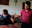Kastamonulu Baba 3,5 Yaşındaki Engelli Oğlu İçin Evinde ‘Rehabilitasyon Merkezi’ Oluşturdu
