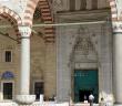 İnsanların Yüce Allah Katında En Hayırlısı Önce Selam Verenlerdir Hadisi