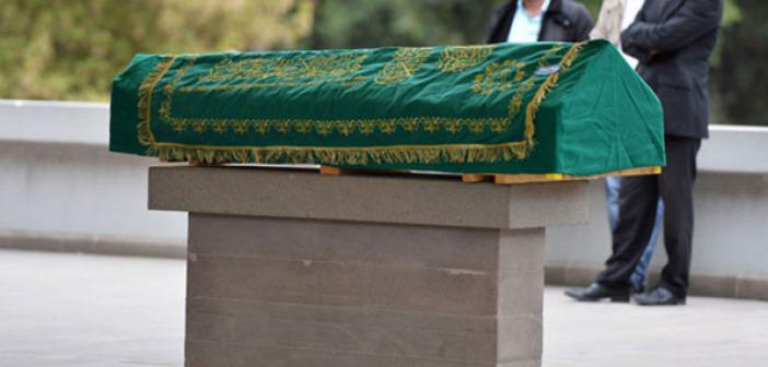 Cenaze Hakkında Bilgiler | Cenazenin Yıkanması ve Kefenlenmesi