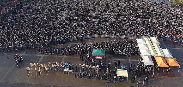 “Herhangi Bir Ölüye, Sayıları Yüzü Bulan Bir Cemaat Namaz Kılar ve Hepsi de Ona Şefaatçi Olursa, Onların Bu Duaları Kabul Olunur” Hadisi