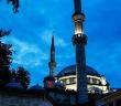 Sabah Namazının Sünneti ile Farzı Arasında Sağ Tarafına Yaslanmak Sünnettir