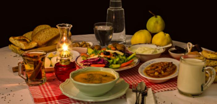 “Sahur Yapınız, Zira Sahurda Bolluk-Bereket Vardır” Hadisi