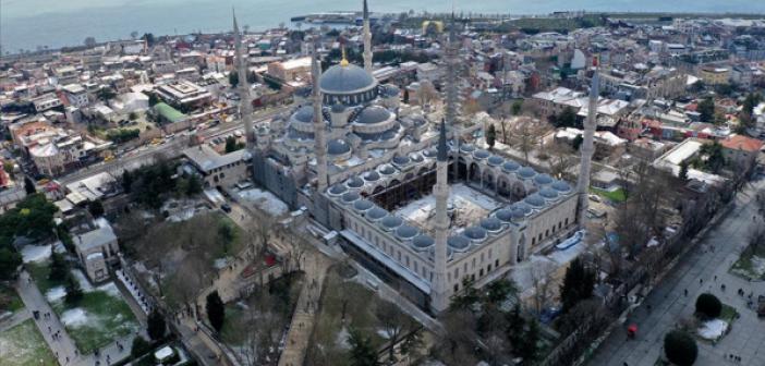 Osmanlı Mimarisinin İlk 6 Minareli Camisi: Sultanahmet