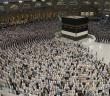 Umre Mevsiminin Başlamasıyla Kabe'nin Etrafındaki Bariyerler Kaldırıldıa